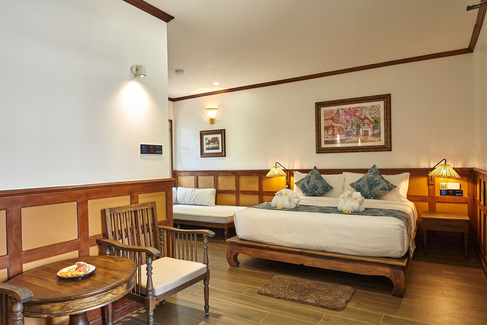 Junior Suite King Room - Photo 8