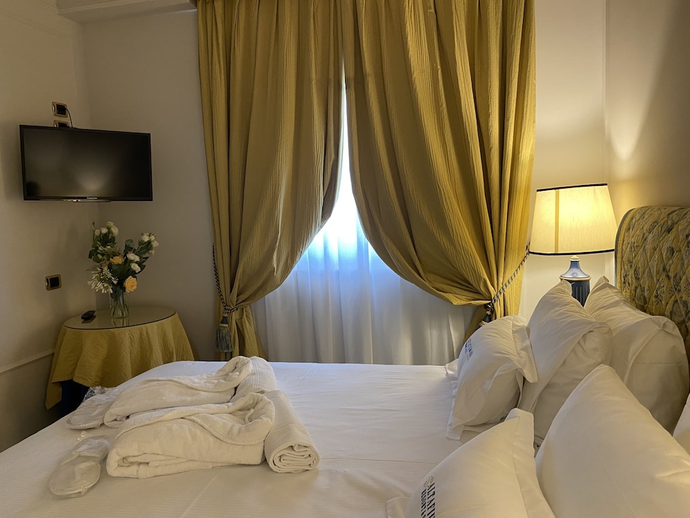Suite, Garden View - Photo 4