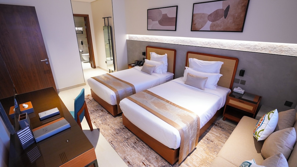 Deluxe Twin Bed Room