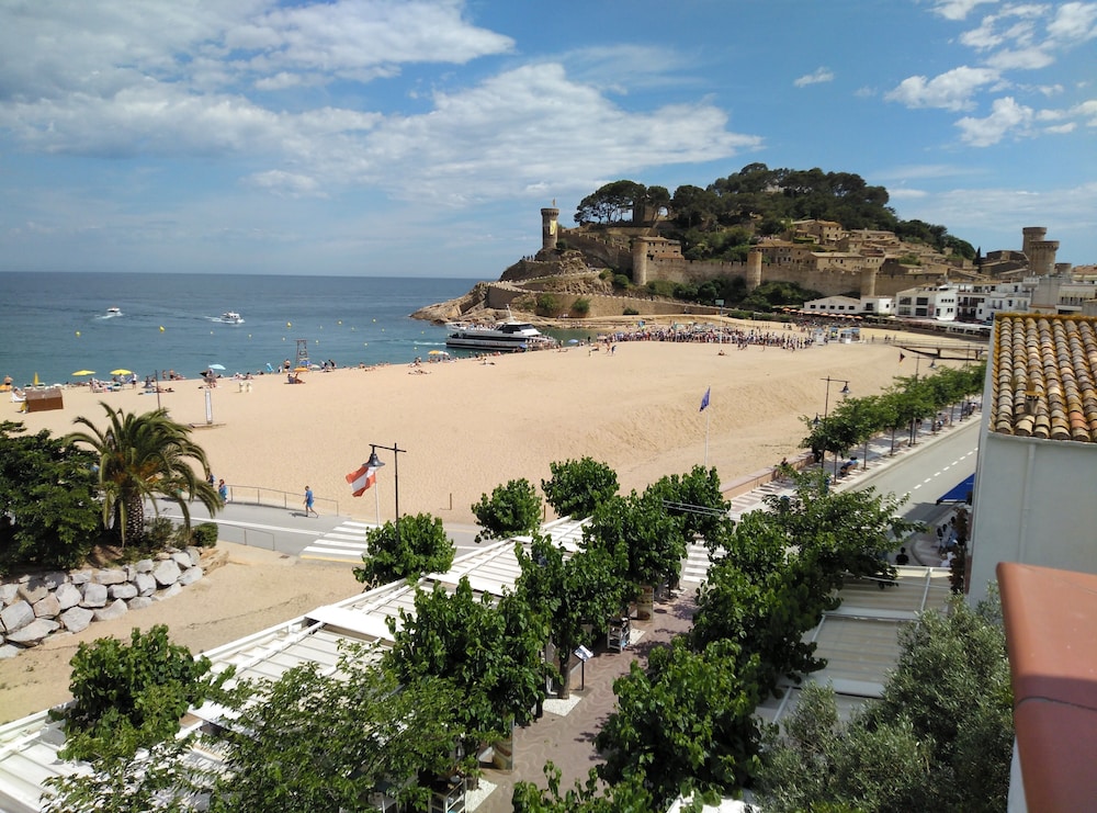 Standard Room, Balcony, Sea View photo 2