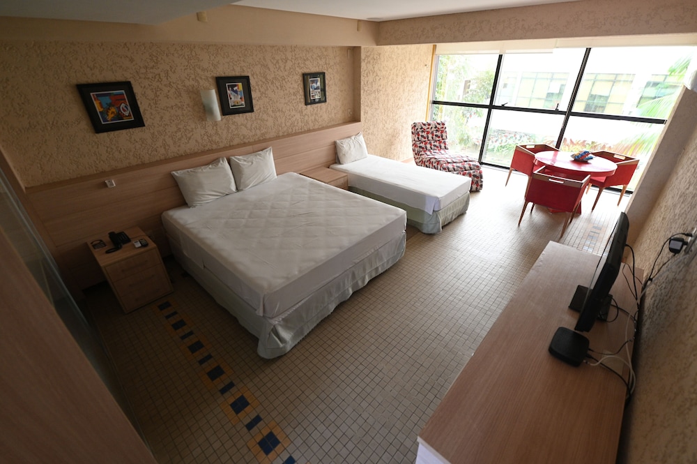 Classic Room, Poolside