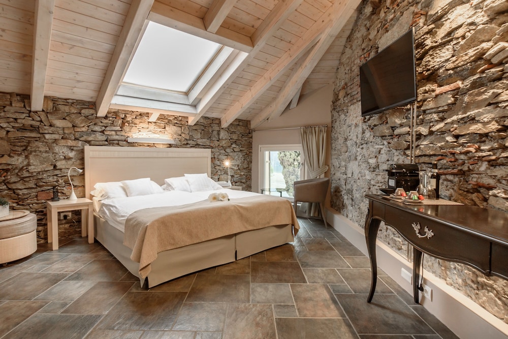 Deluxe Room - Photo 1