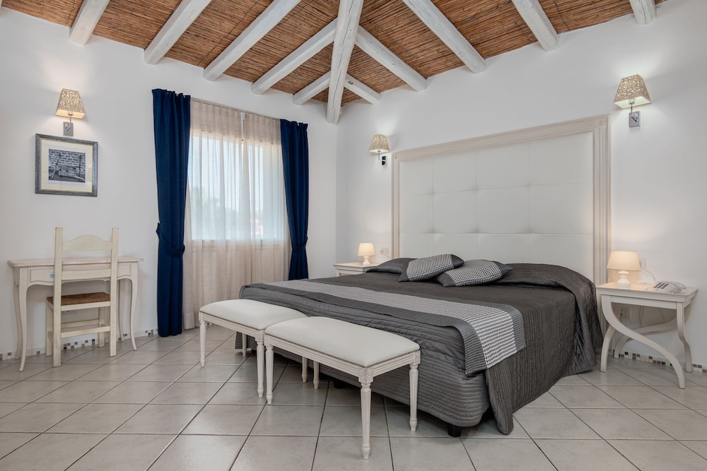 Romantic Suite, Terrace, Sea View (The Pelican Villa)