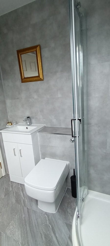 Standard Double Room - Photo 14