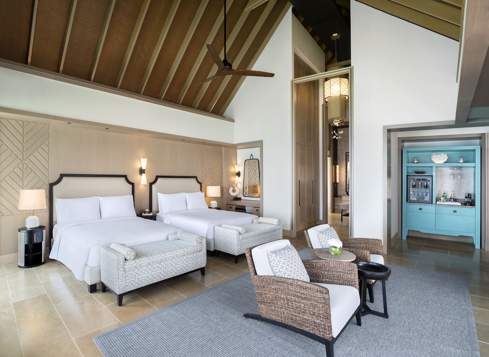 Two Bedroom Reef Villa with Pool - Photo 3