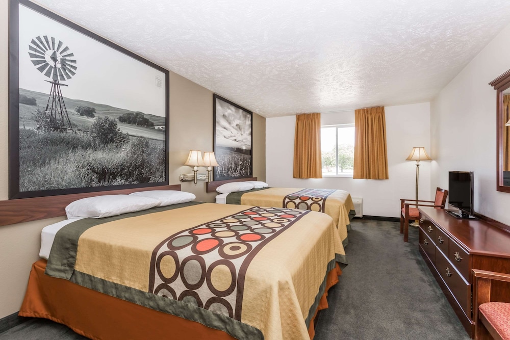 Room, 2 Queen Beds, Non Smoking - Photo 3