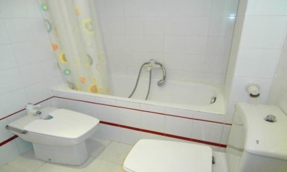Family Apartment, 4 Bedrooms, Mountain View photo 2