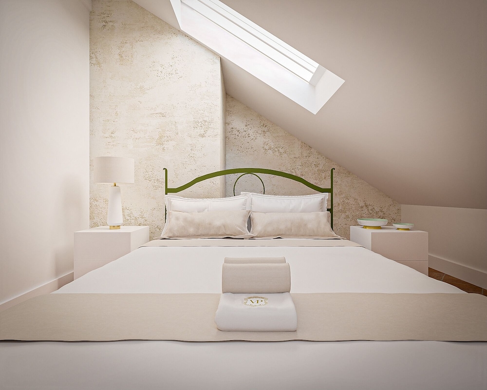 Twin Attic Room photo 1