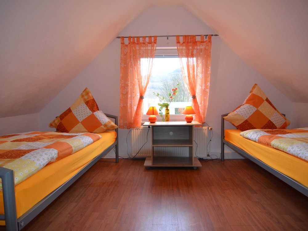 Classic House, 5 Bedrooms photo 3