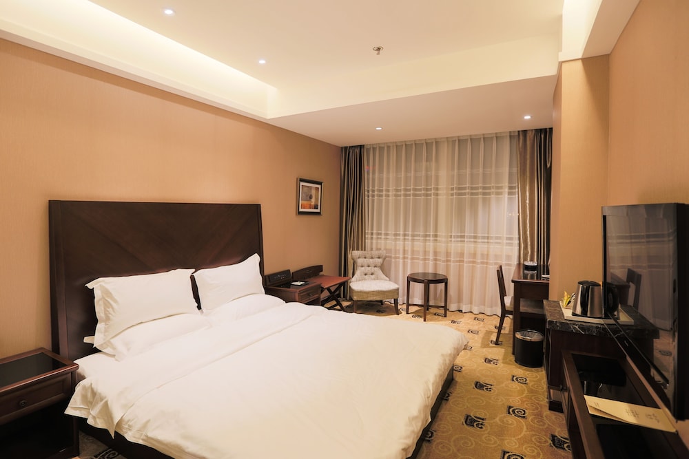 Superior King Room photo 2