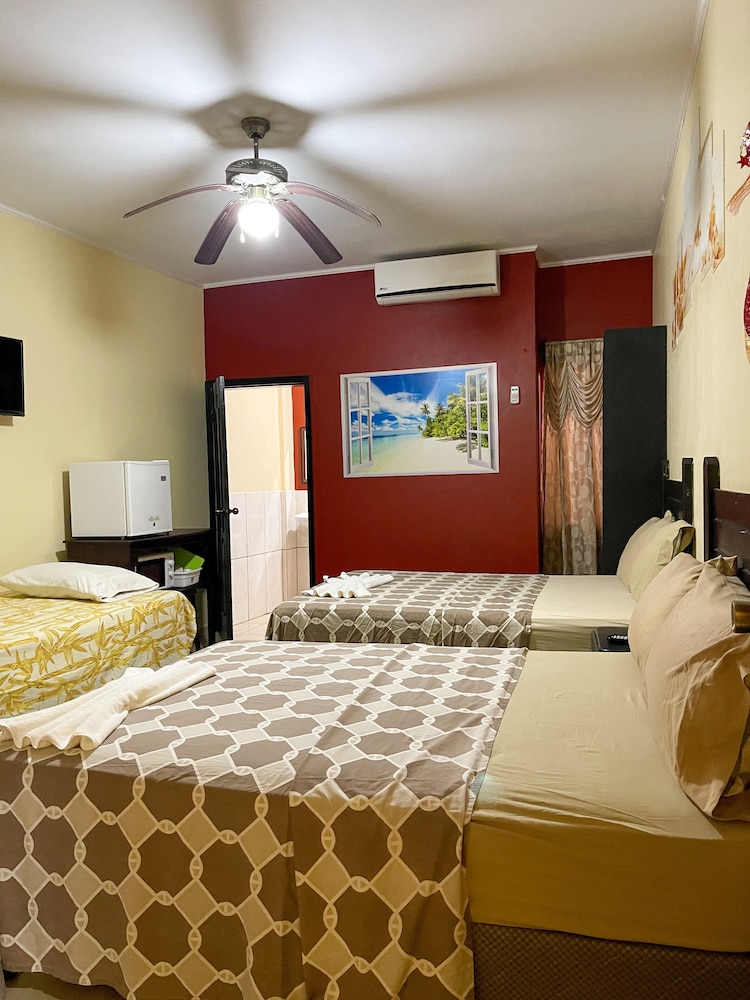 Standard Triple Room photo 1