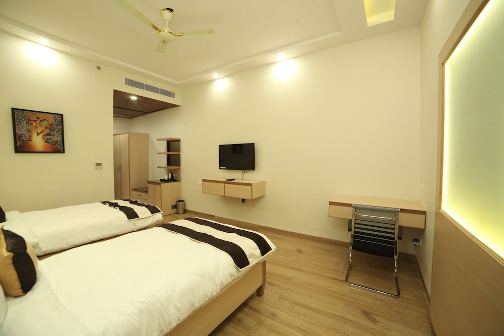 Executive Suite