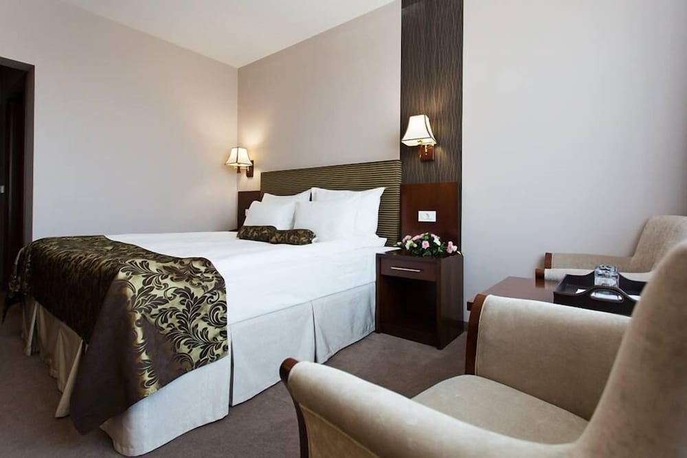 Economy Double Room with Balcony