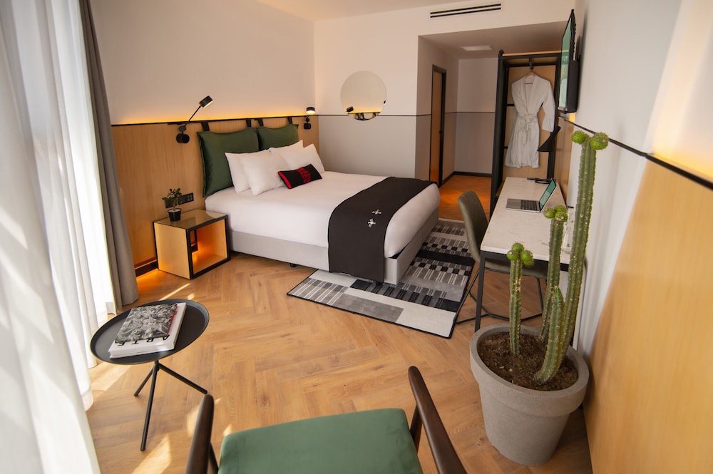 Superior Room - Photo 2