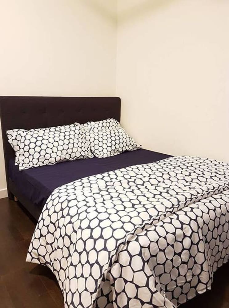 2 Bedrooms Comfort Suites A1809 photo 2