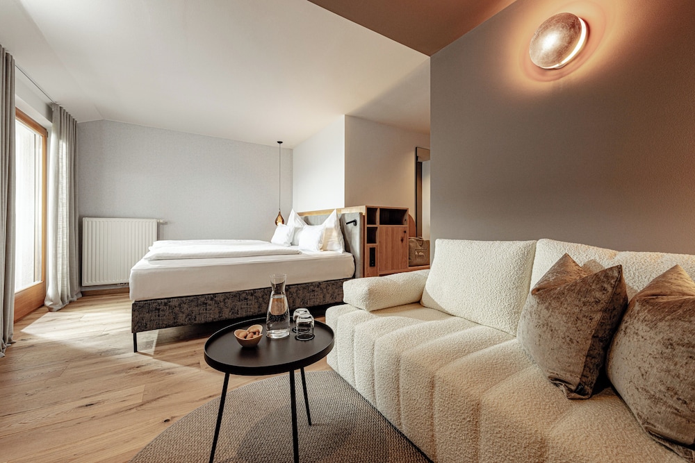Business Double Room, Mountain View photo 1