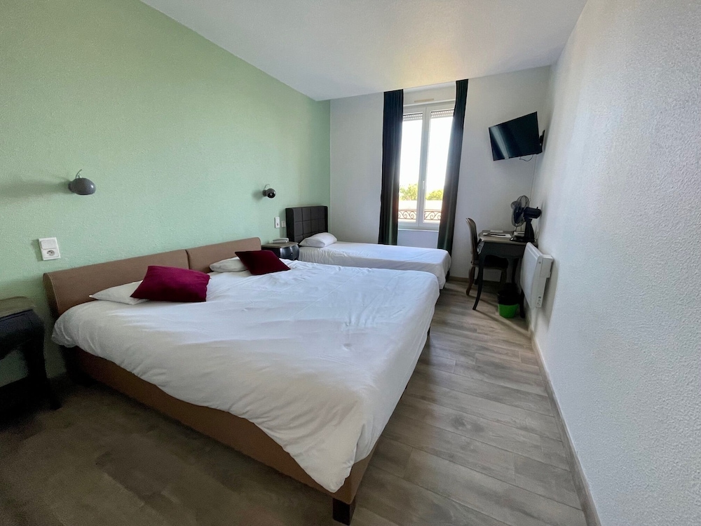 Superior Triple Room photo 1