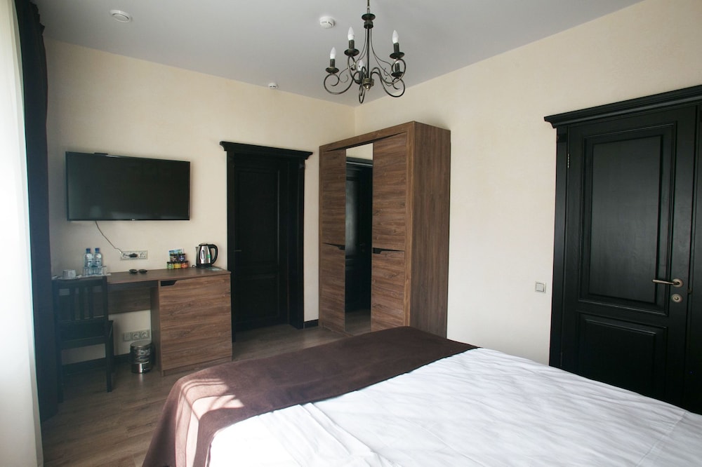 Suite, 1 Bedroom photo 2