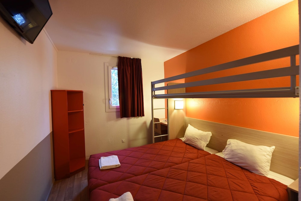 Standard Room, 2 Twin Beds - Photo 2