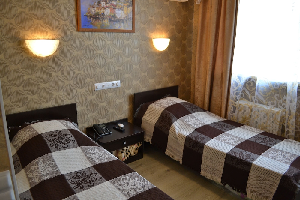 Standard Twin Room, 2 Twin Beds, Non Smoking photo 1