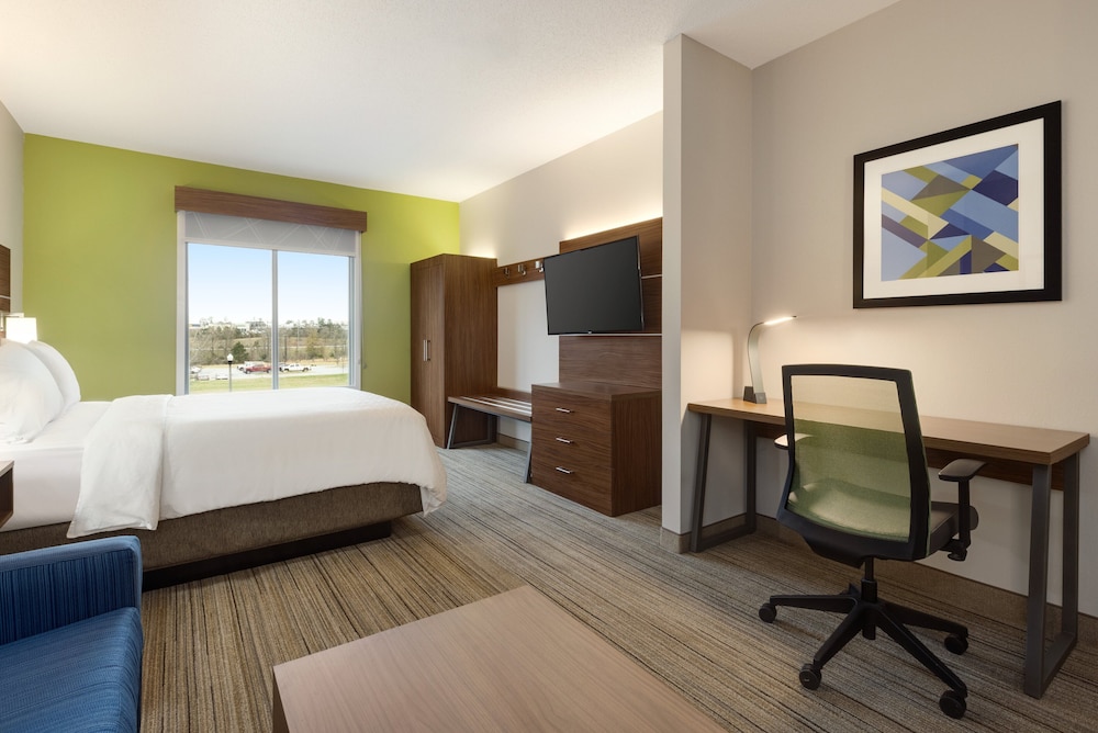 Suite, 1 King Bed (Living Area, Wet Bar) - Photo 10