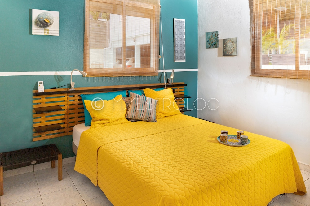 Villa photo 2