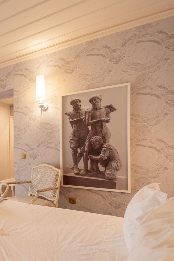Honeymoon Suite (João Ruão)