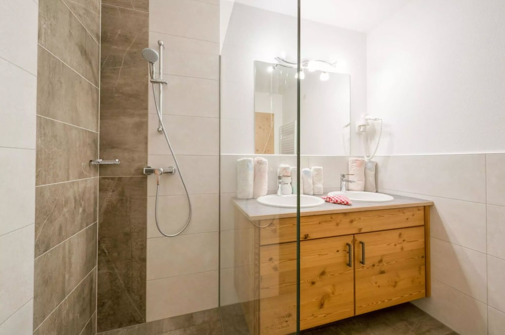 Family Apartment, 2 Bedrooms (Tappenkarblick) photo 3