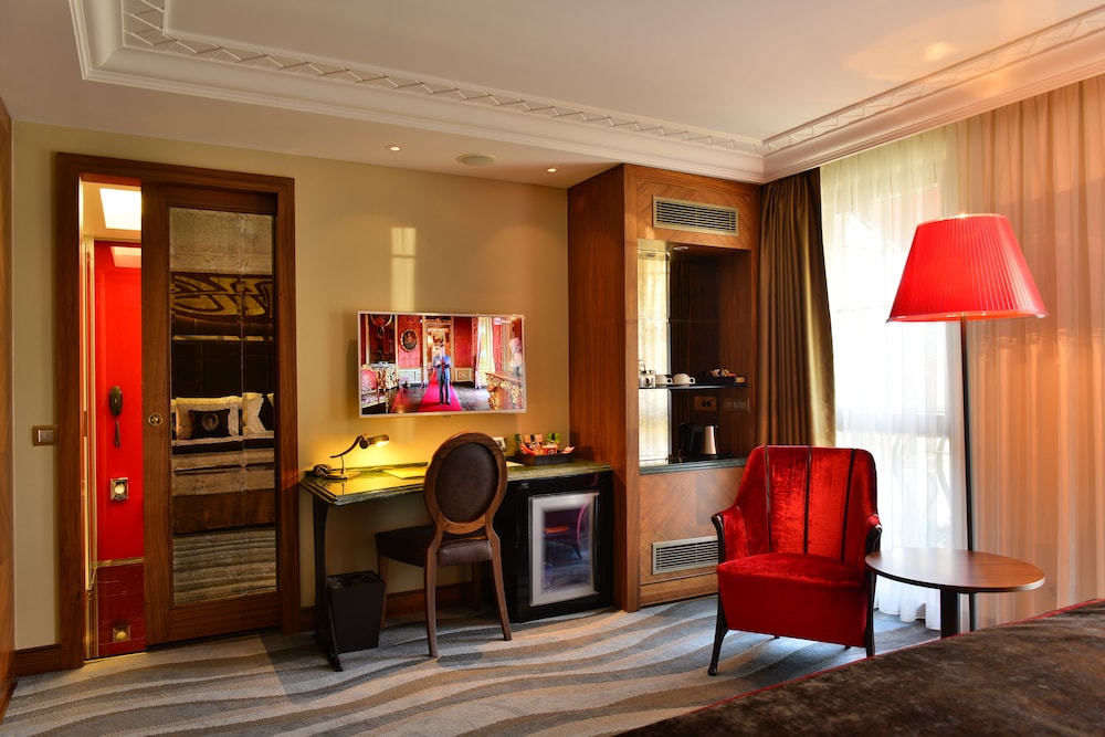 Deluxe Double Room photo 3