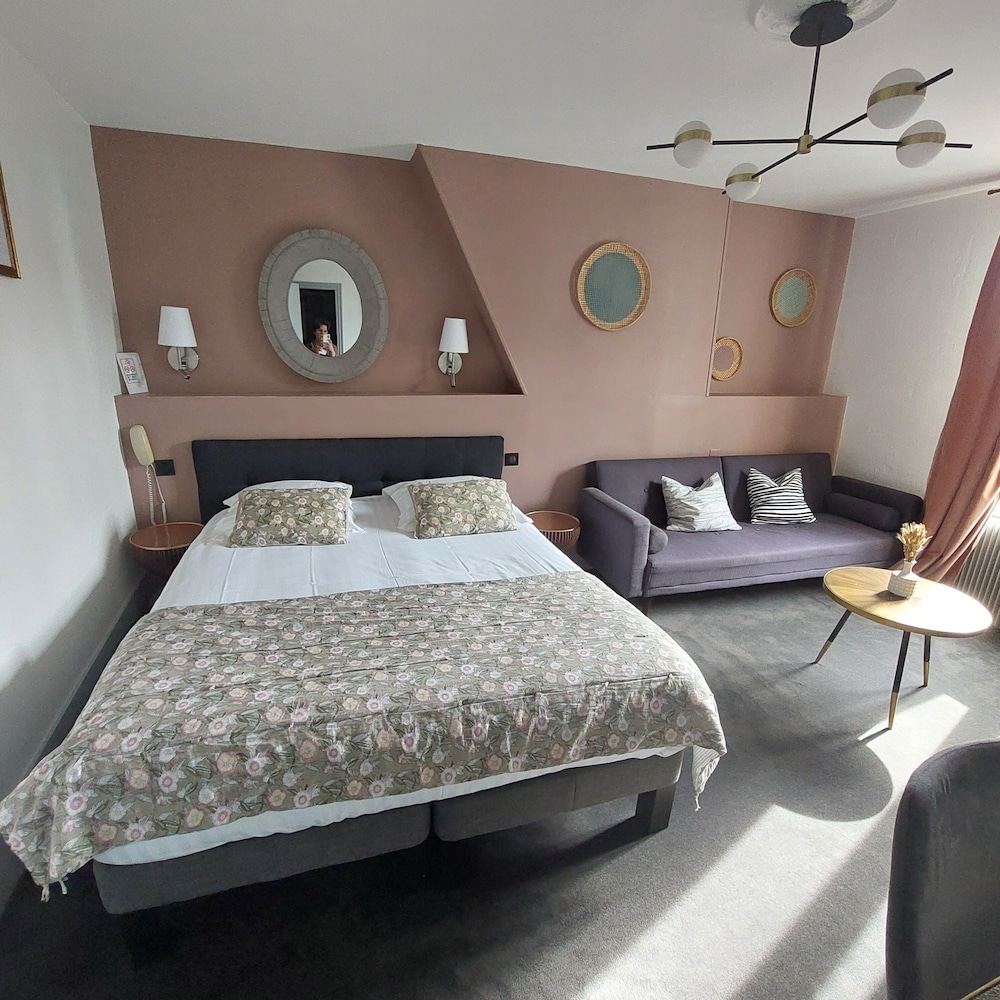 Comfort Patio Room