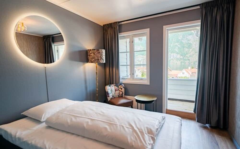 Deluxe Twin Room (Deluxe Twin Room - Balcony or Garden) photo 1