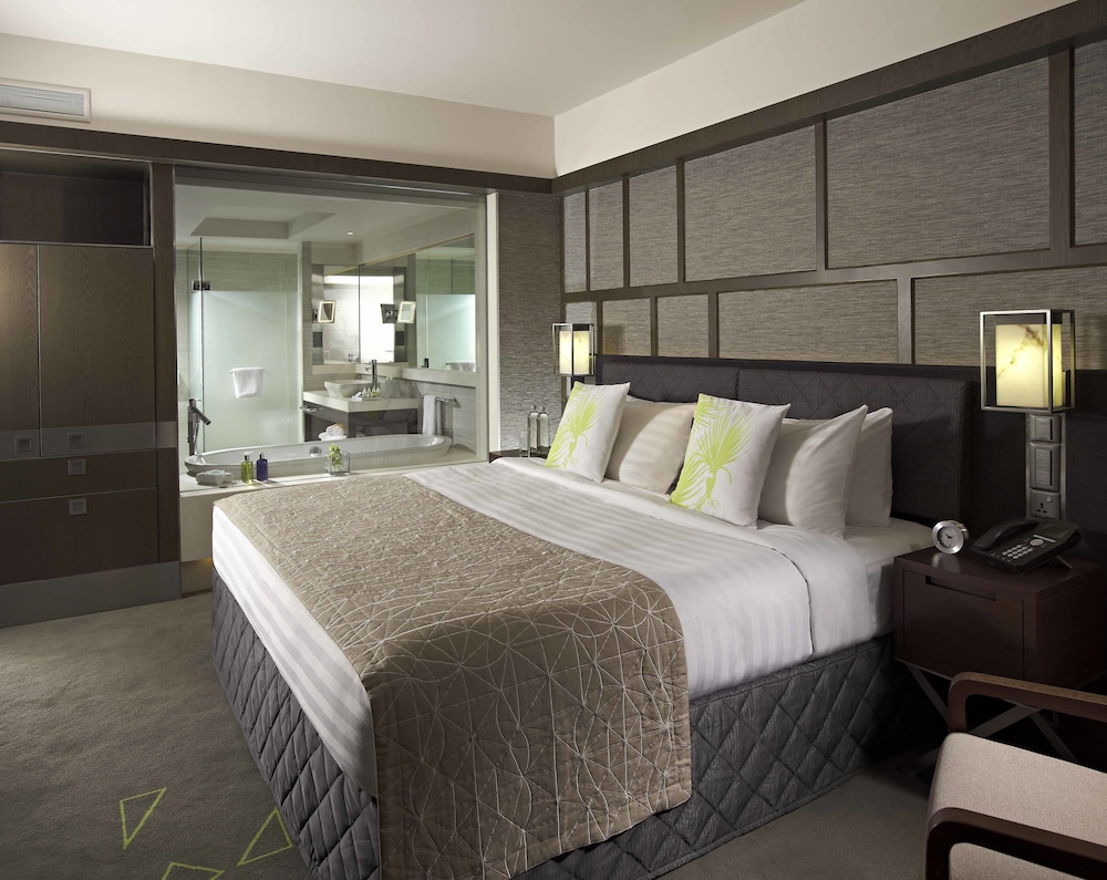 Deluxe Panoramic Connecting Room