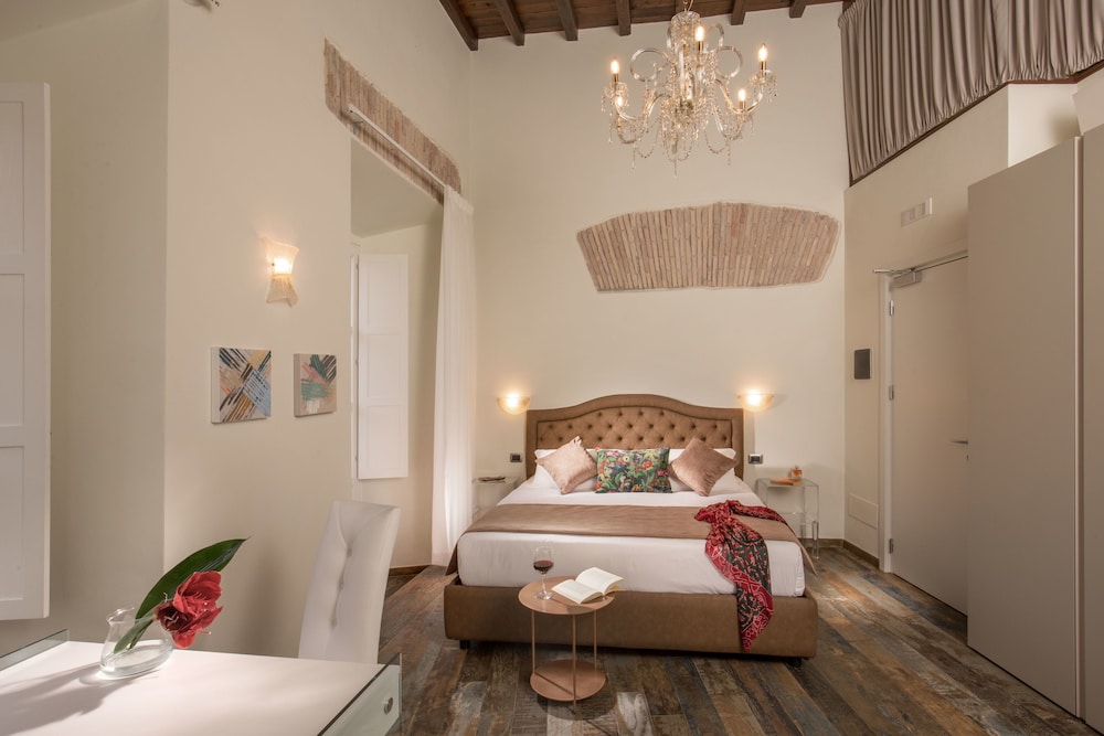 Triple Room, City View