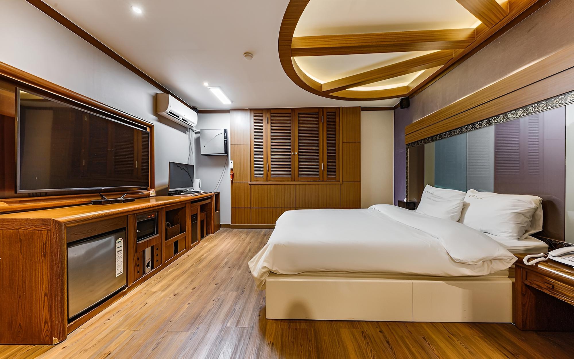 Room (Special room (styler massage chair 32) photo 2