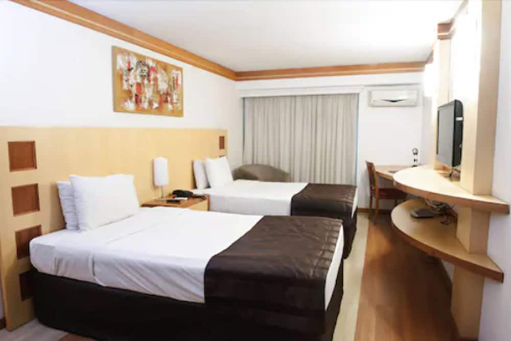 Luxury Double or Twin Room photo 3