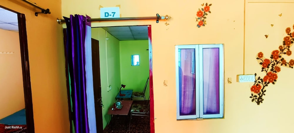 Deluxe Room, City View photo 2