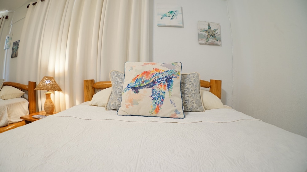 Junior Double Room, 2 Queen Beds, Kitchenette photo 2