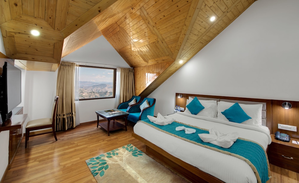Family Room, 1 King Bed, Smoking