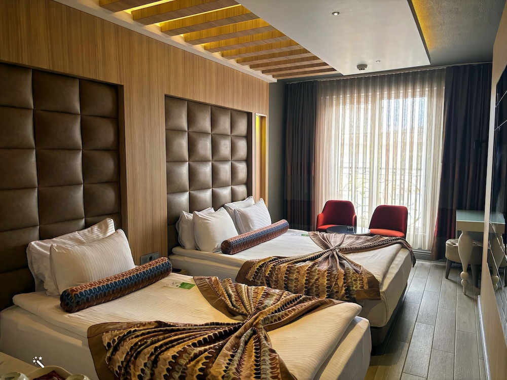 Family Twin Room, Multiple Beds, City View