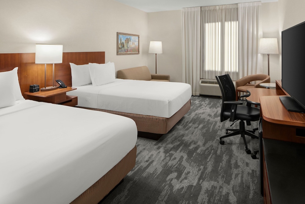 Suite, Multiple Beds - Photo 1