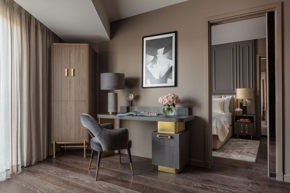 Suite - Photo 4