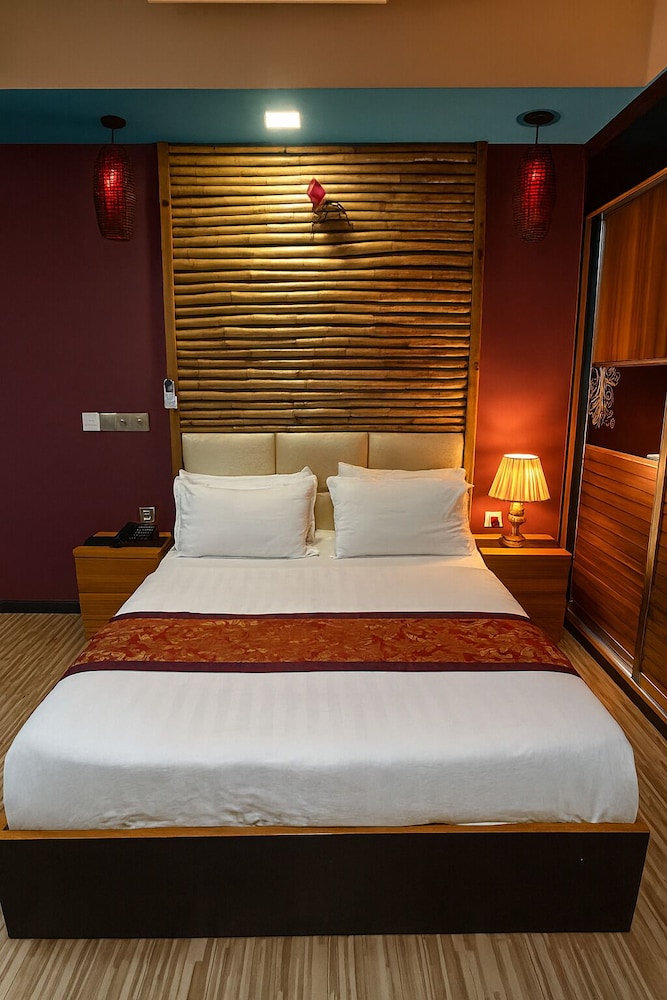 Deluxe Room, Balcony