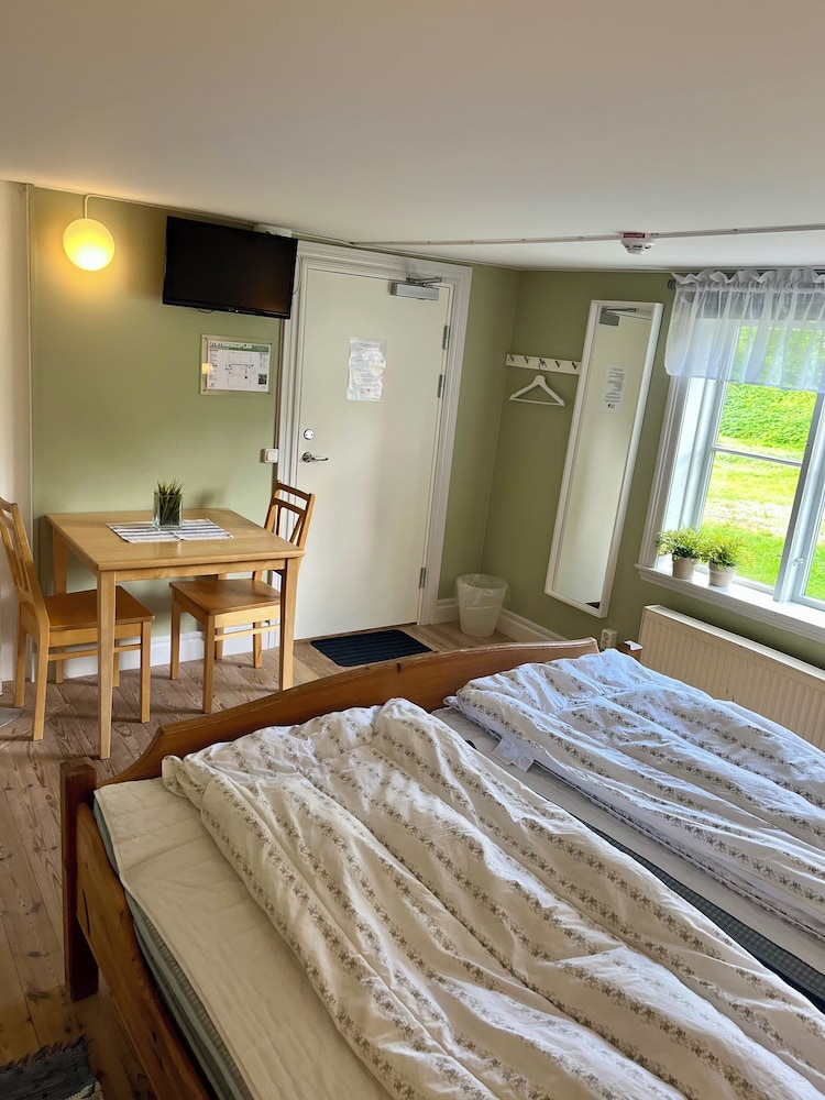 Double Room, Shared Bathroom photo 2