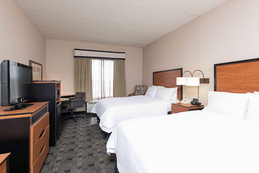 Room, 2 Queen Beds, Accessible (3x3 Shower)