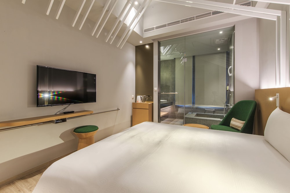 Superior Double Room, 1 Queen Bed - Photo 4