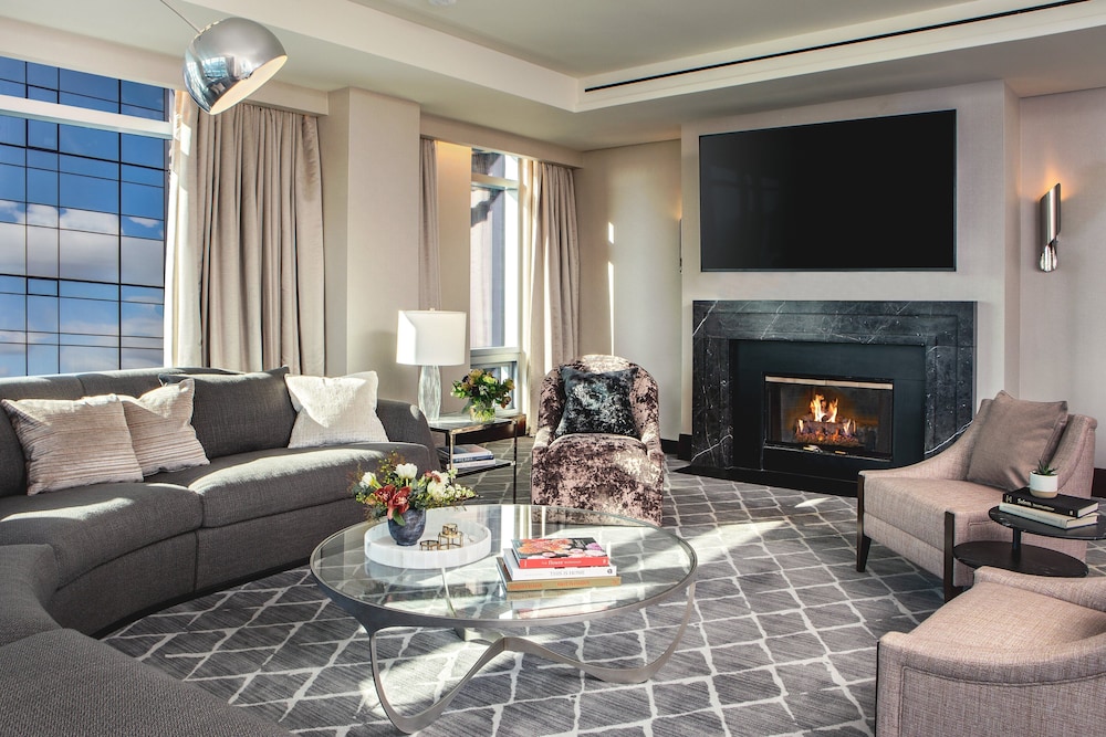 Presidential Suite, Multiple Beds