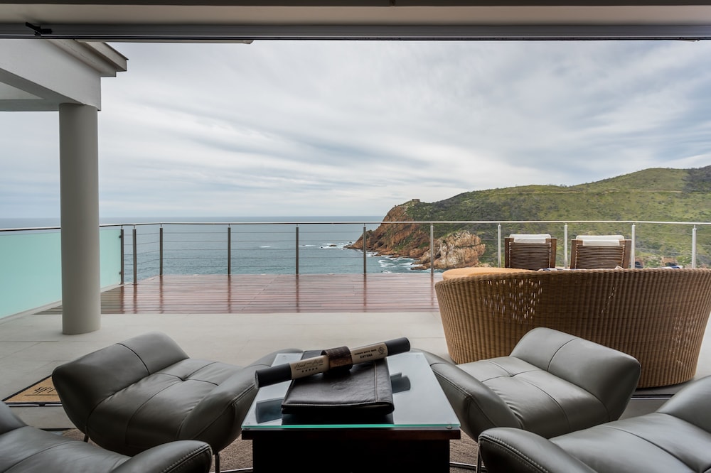 Honeymoon Double Room, 1 Double Bed, Ocean View photo 3