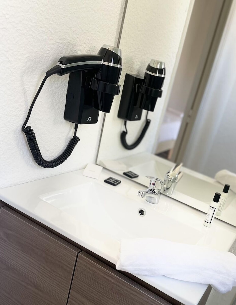 Standard Double Room, 1 Double Bed photo 3