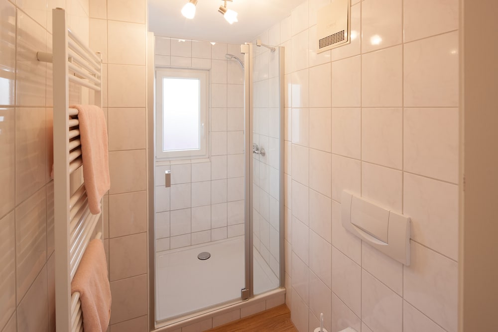 Apartment 24 photo 3