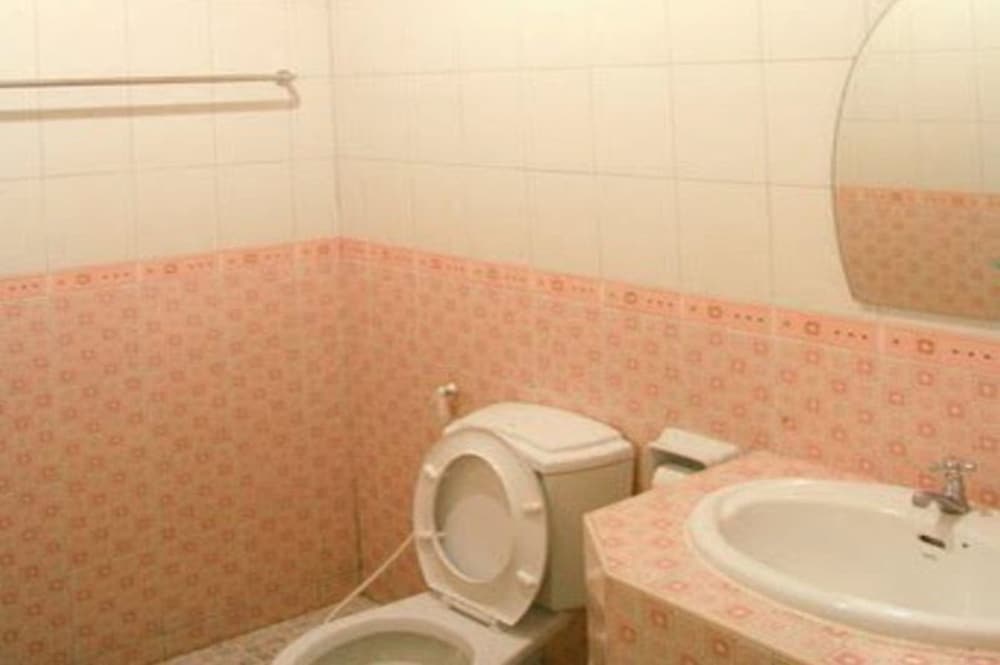 Standard Twin Air Conditioned Room photo 2